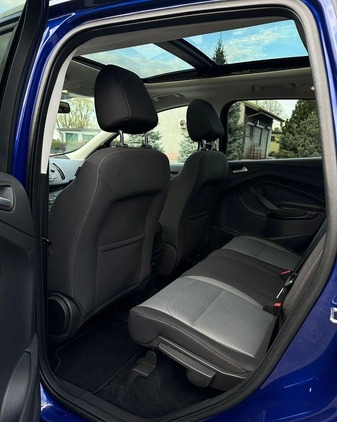 Ford Kuga cena 58000 przebieg: 191000, rok produkcji 2016 z Poręba małe 352